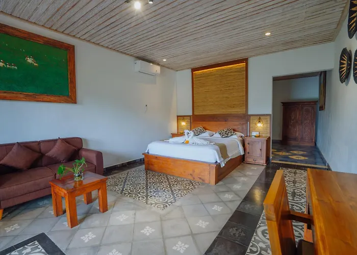 Karma Loka 4* Sidemen (Bali)