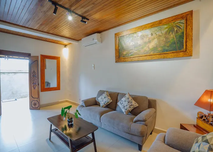 Karma Loka Maison d'hôtes 4*
