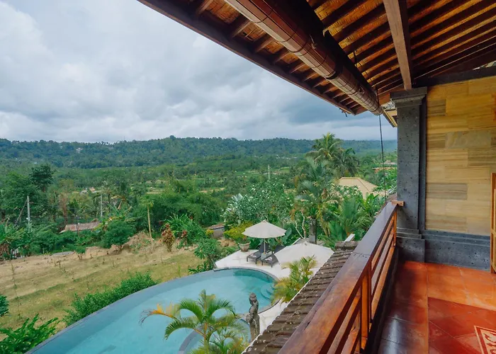 Karma Loka 4* Sidemen (Bali)